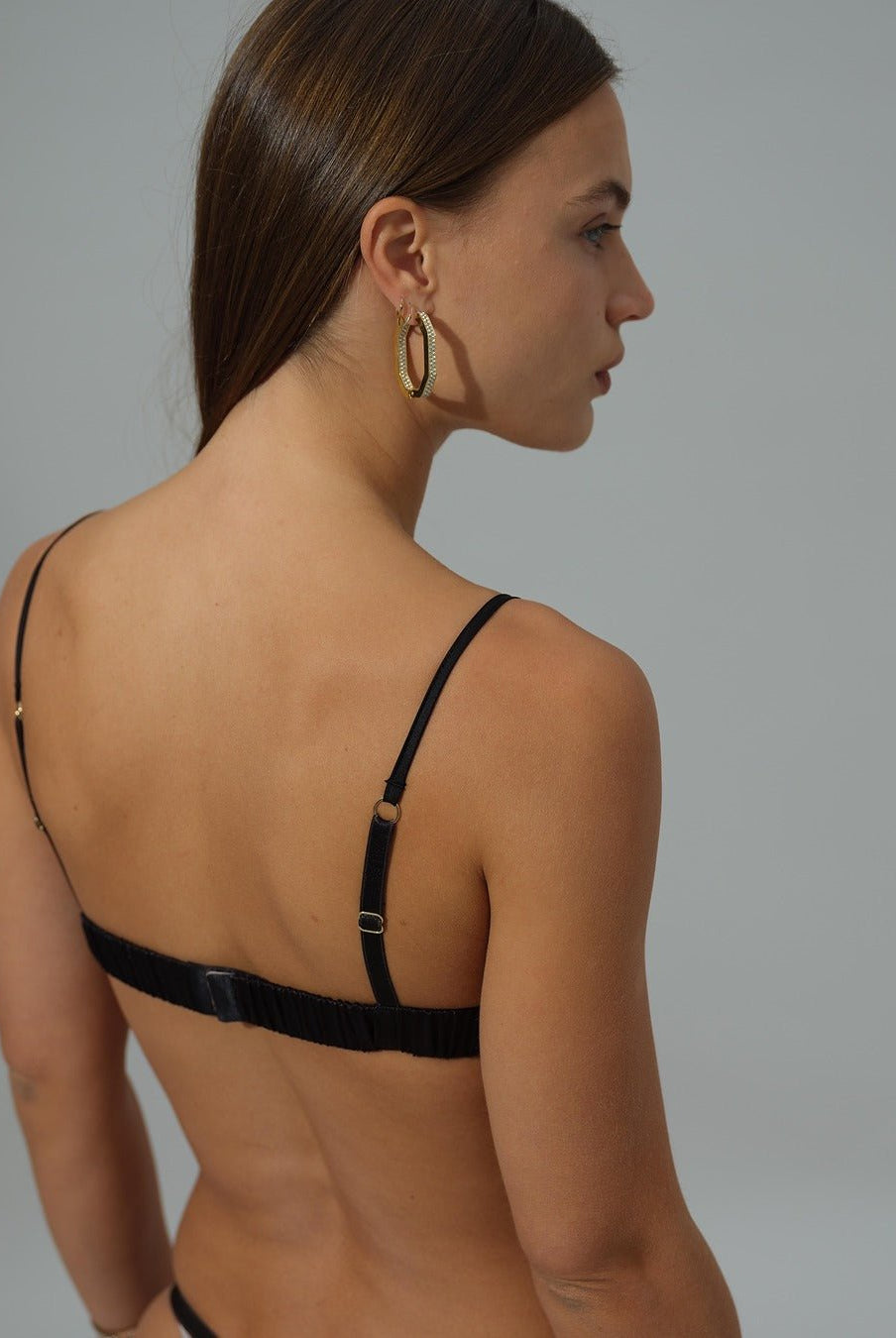 Swan Bralette Black - Noblesse Oblige Lingerie