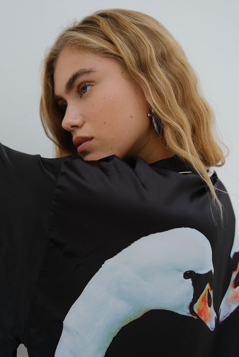 Swan Robe Black - Noblesse Oblige Lingerie